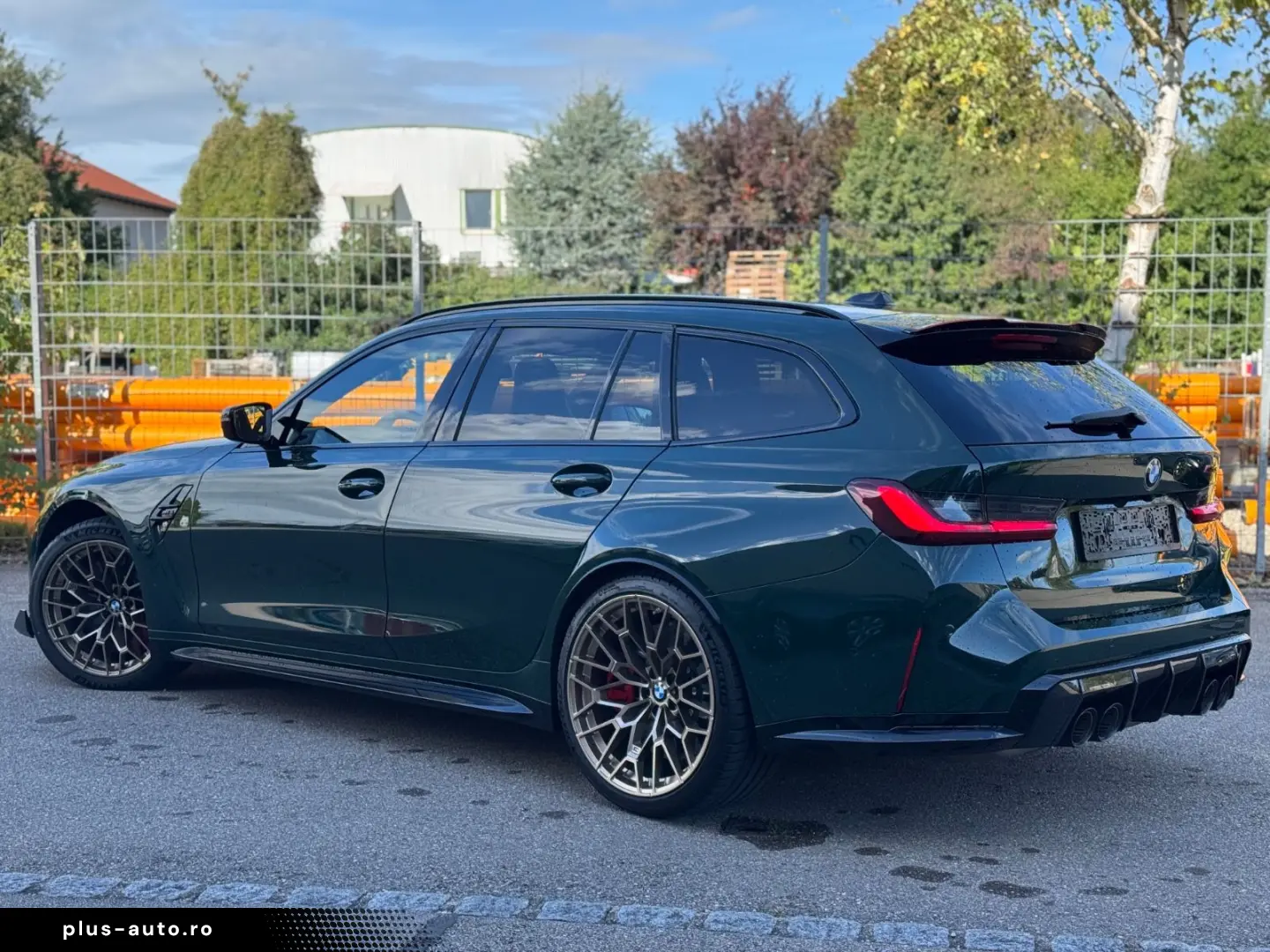 BMW M3 Touring CS RACING-GREEN CARBON ONSTOCK SCHALE