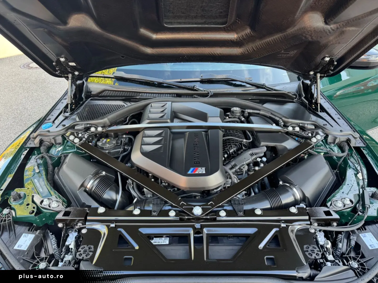 BMW M3 Touring CS RACING-GREEN CARBON ONSTOCK SCHALE