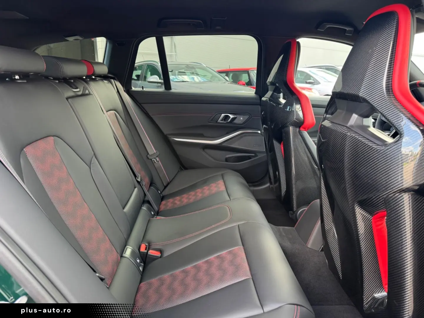 BMW M3 Touring CS RACING-GREEN CARBON ONSTOCK SCHALE