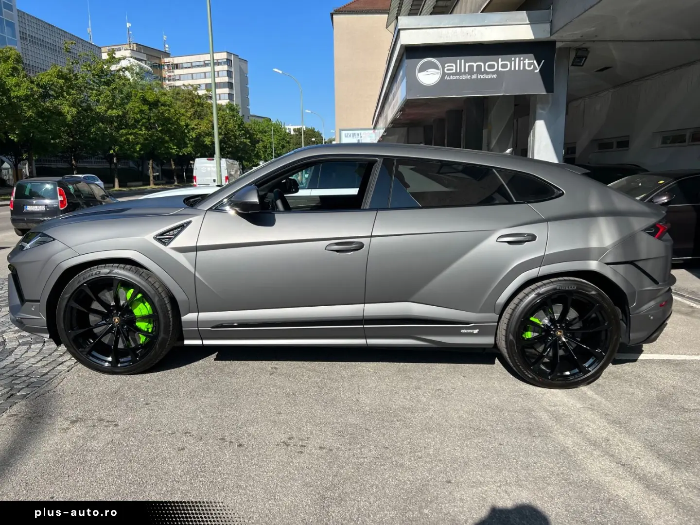 LAMBORGHINI Urus S Pano Massage 23´ Carbon B&O