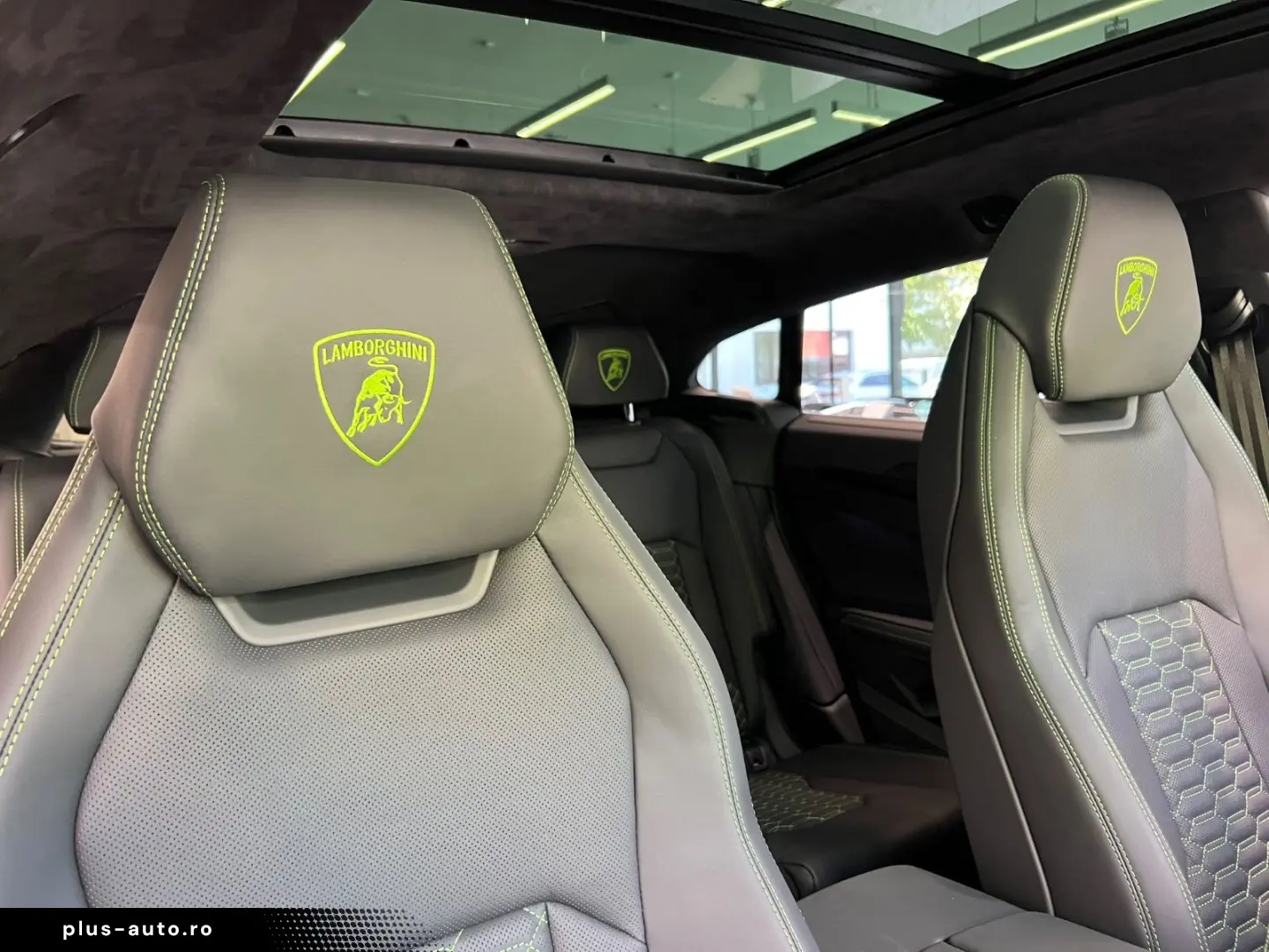 LAMBORGHINI Urus S Pano Massage 23´ Carbon B&O
