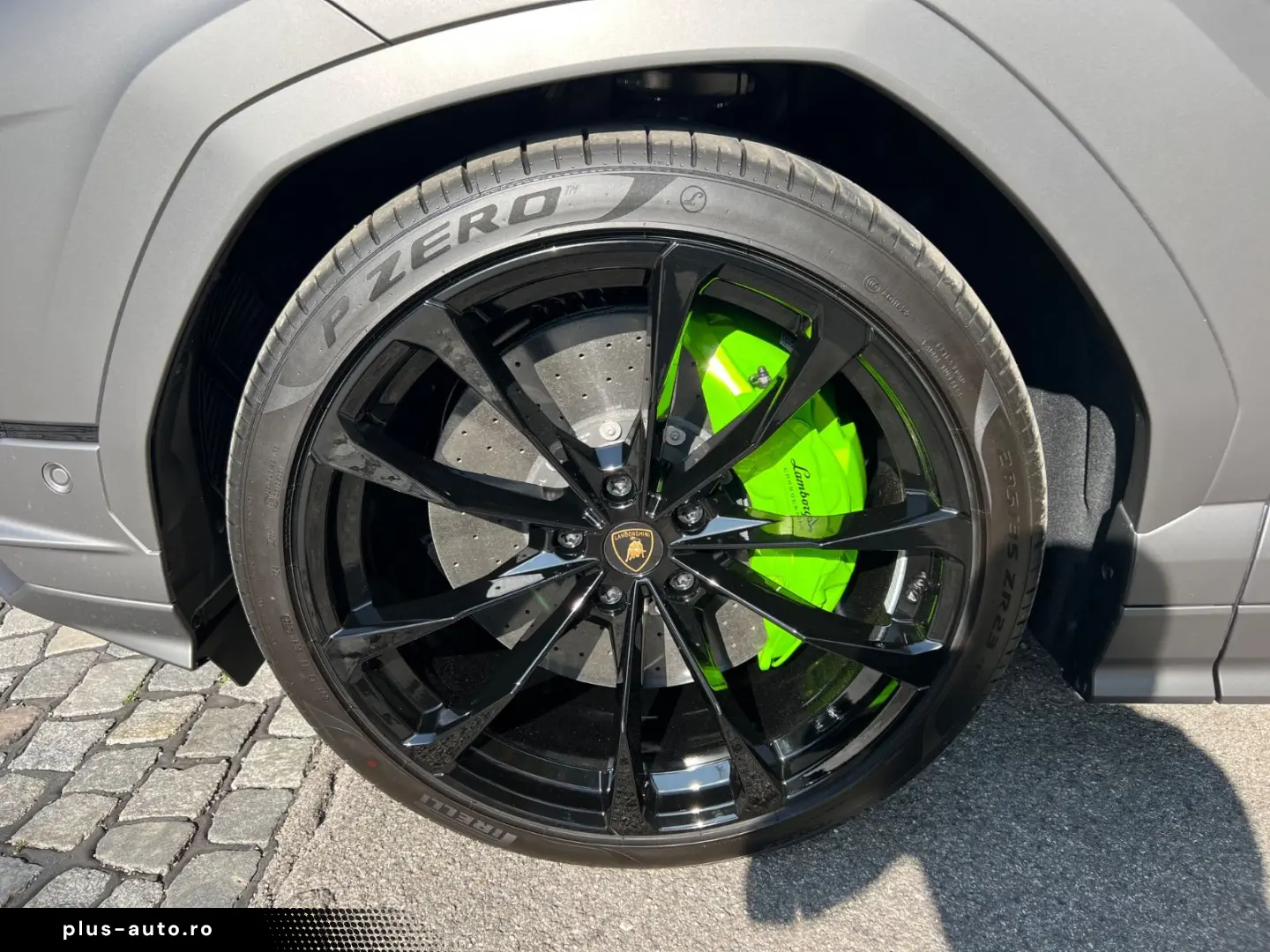LAMBORGHINI Urus S Pano Massage 23´ Carbon B&O