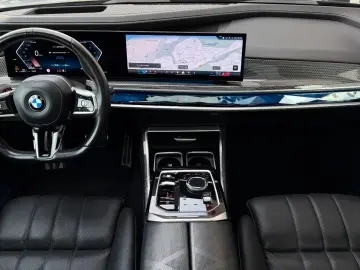 BMW 740d L xDrive M 1Hand SHZ VOLL