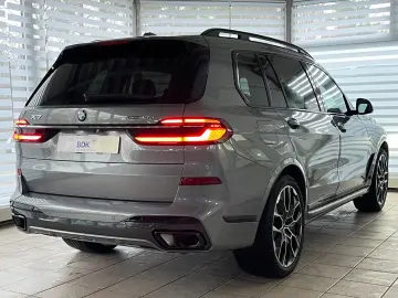 BMW X7 xD40d M Sport Service inkl. 5J. 100.000 km