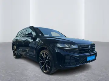 VW Touareg 3.0 TDI DSG  R-Line 4M Panoramadach