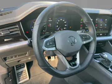 VW Touareg 3.0 TDI DSG  R-Line 4M Panoramadach