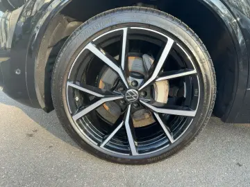 VW Touareg 3.0 TDI DSG  R-Line 4M Panoramadach