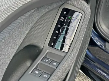 AUDI A6 Avant TDI qu edition C9 B&O PANO MATRIX 360