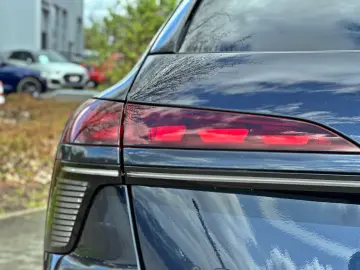 AUDI A6 Avant TDI qu edition C9 B&O PANO MATRIX 360