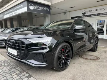 AUDI Q8 50 TDI qu S Line Competition  Pano StHzg B&O