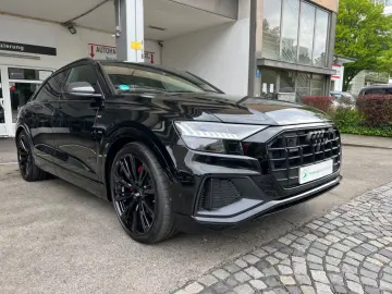 AUDI Q8 50 TDI qu S Line Competition  Pano StHzg B&O