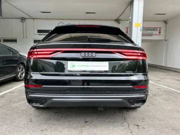 AUDI Q8 50 TDI qu S Line Competition  Pano StHzg B&O