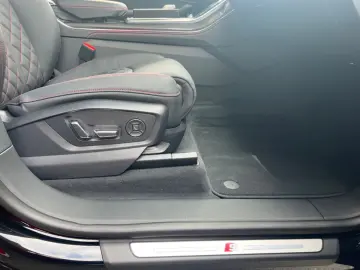 AUDI Q8 50 TDI qu S Line Competition  Pano StHzg B&O