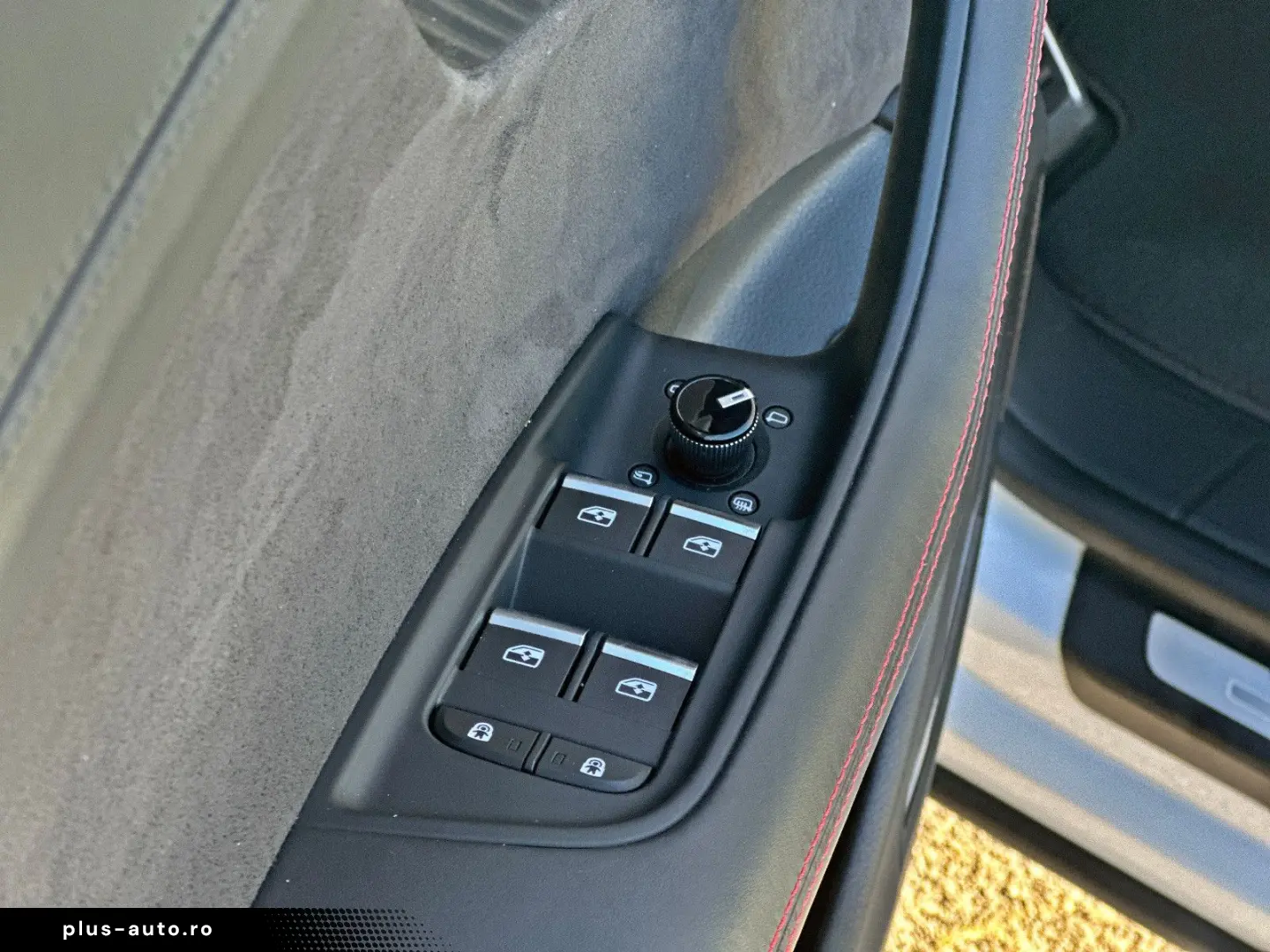 AUDI RSQ8 qu KERAMIK B&OADV. NACHT AHK PANO CARBON