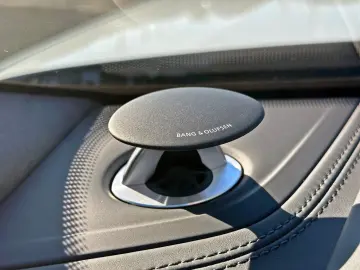 AUDI RSQ8 qu KERAMIK B&OADV. NACHT AHK PANO CARBON