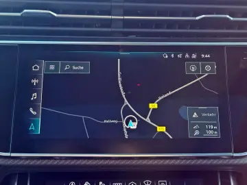 AUDI RSQ8 qu KERAMIK B&OADV. NACHT AHK PANO CARBON