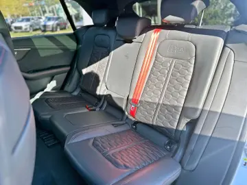 AUDI RSQ8 qu KERAMIK B&OADV. NACHT AHK PANO CARBON