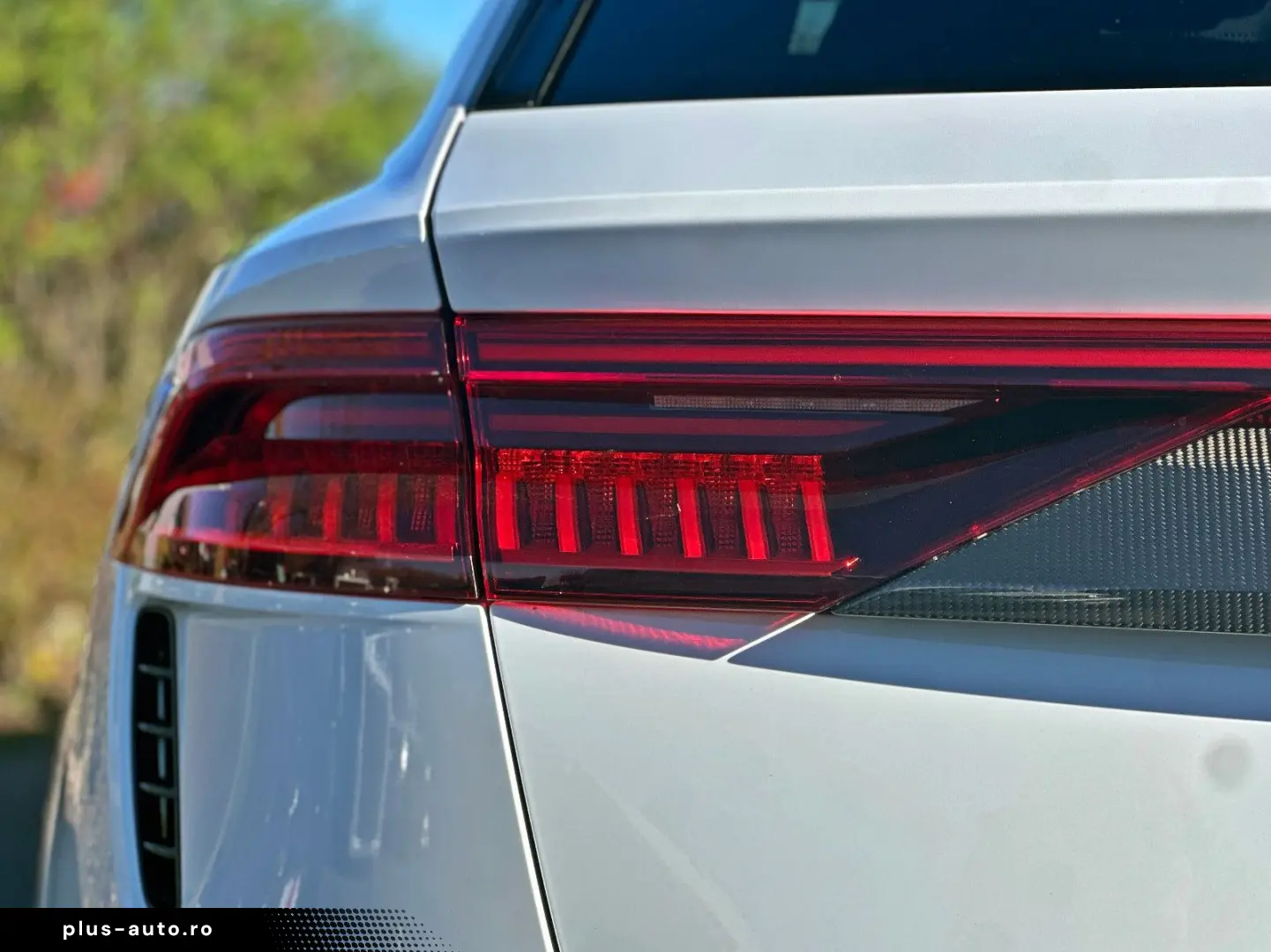 AUDI RSQ8 qu KERAMIK B&OADV. NACHT AHK PANO CARBON