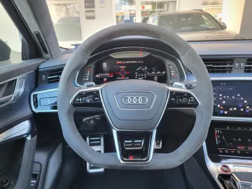 AUDI RS6 Avant 4.0 TFSI qu performance Keram Pano B&O
