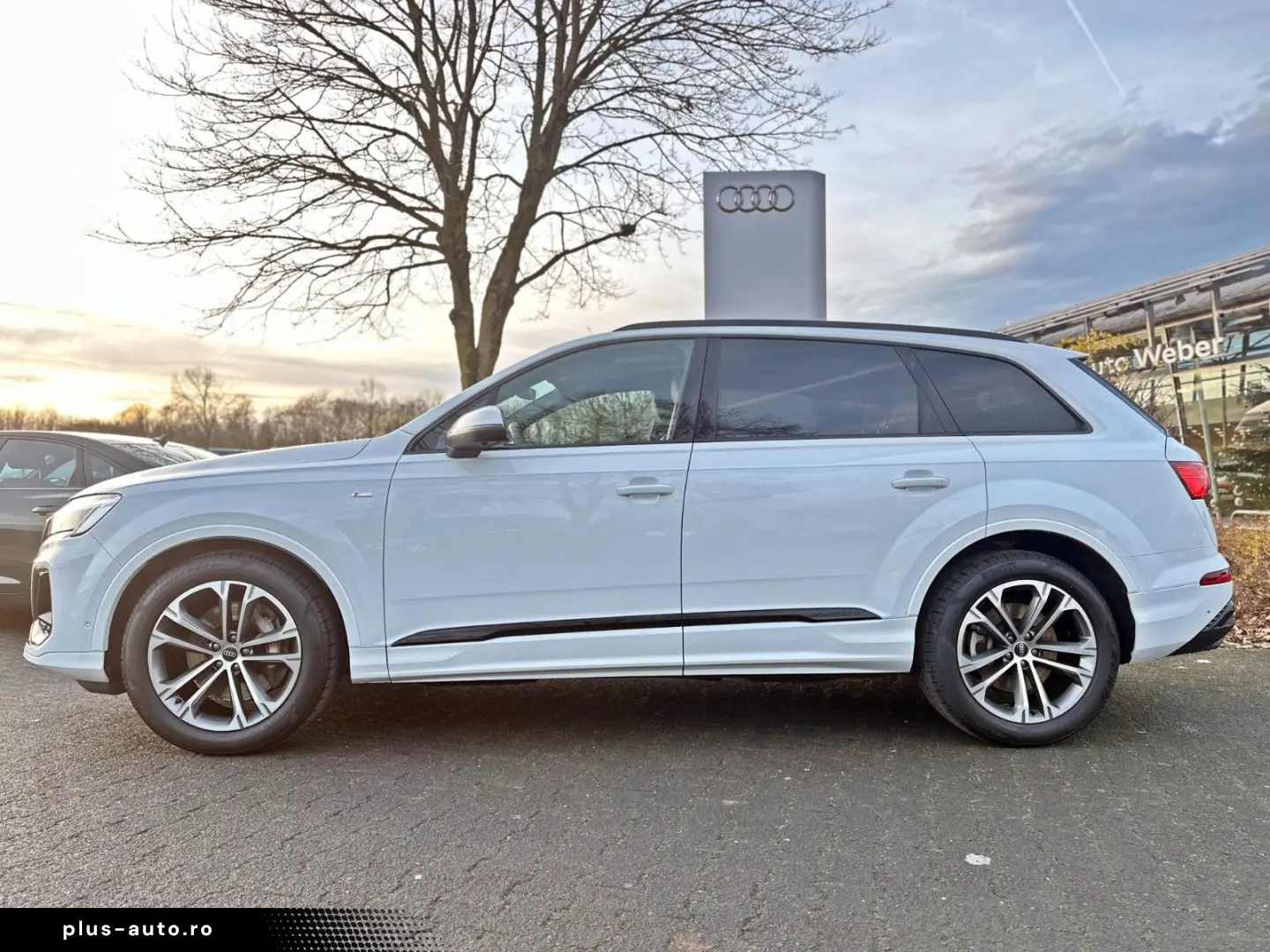 AUDI Q7 55TFSI qu S LINE BLACK HUD PANO AHK 7-SITZER
