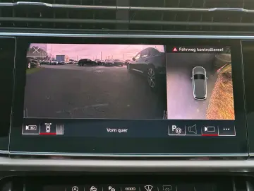AUDI Q7 55TFSI qu S LINE BLACK HUD PANO AHK 7-SITZER