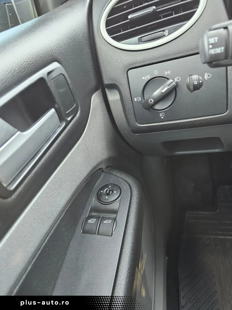 Ford Focus 1.6i 2009