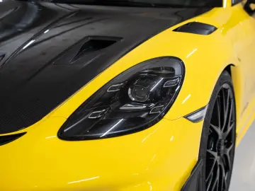 PORSCHE Cayman GT4 RS Lift-VA Weissach Paket Chrono Pake