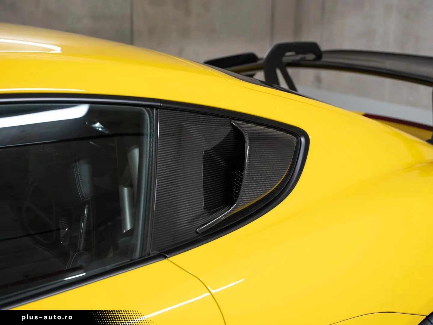 PORSCHE Cayman GT4 RS Lift-VA Weissach Paket Chrono Pake