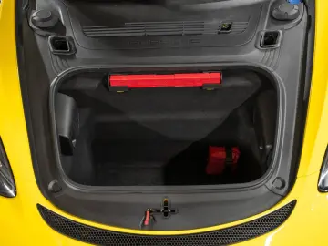PORSCHE Cayman GT4 RS Lift-VA Weissach Paket Chrono Pake