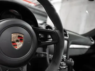 PORSCHE Cayman GT4 RS Lift-VA Weissach Paket Chrono Pake