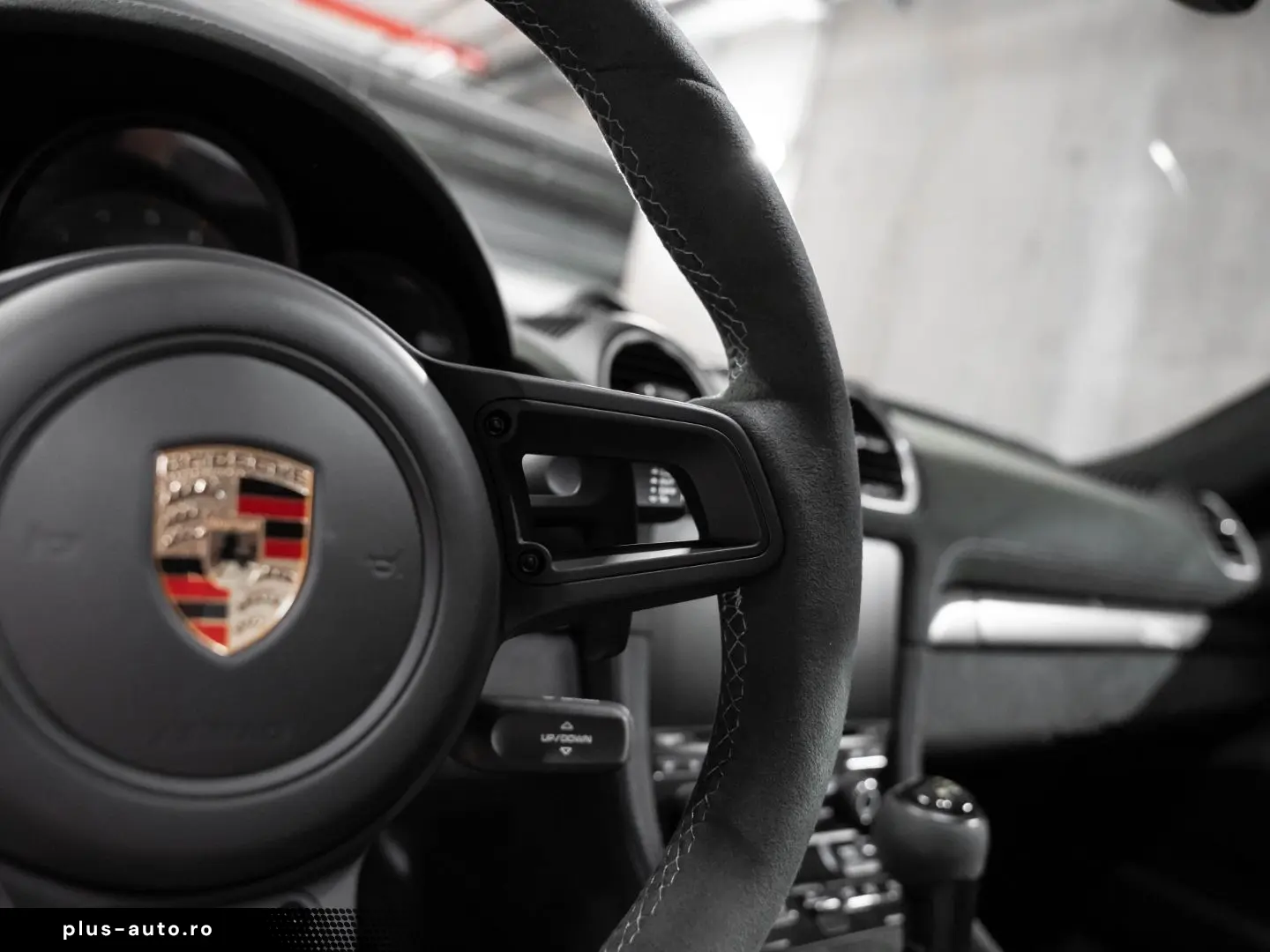 PORSCHE Cayman GT4 RS Lift-VA Weissach Paket Chrono Pake