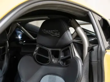 PORSCHE Cayman GT4 RS Lift-VA Weissach Paket Chrono Pake
