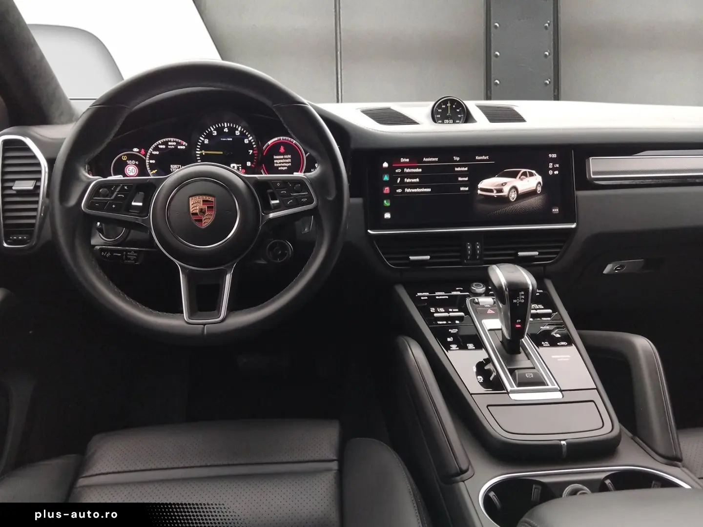 PORSCHE Cayenne Coupe Hybrid Sport 21  Luft Bose  360