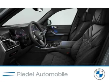 BMW X5 xDrive30d M SportpaketPro AHK PanoSky 21 LMR
