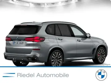 BMW X5 xDrive30d M SportpaketPro AHK PanoSky 21 LMR