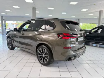 BMW X5 xD30d M-Sport Pro 7-SITZ PANO-SKY LUFT HUD