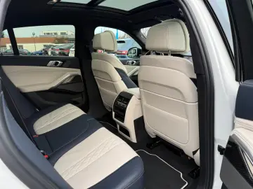 BMW X6 40xd MSPORT INDIVIDUAL 360 ACC HUD LASER AHK