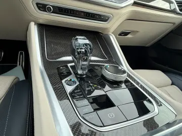 BMW X6 40xd MSPORT INDIVIDUAL 360 ACC HUD LASER AHK