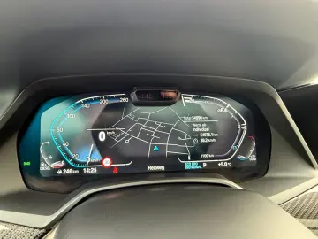 BMW X6 40xd MSPORT INDIVIDUAL 360 ACC HUD LASER AHK