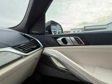 BMW X6 40xd MSPORT INDIVIDUAL 360 ACC HUD LASER AHK