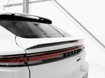 PORSCHE Cayenne Turbo E-Hybrid Coupé-PDCC-P DISPLAY-ACC-