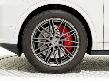 PORSCHE Cayenne Turbo E-Hybrid Coupé-PDCC-P DISPLAY-ACC-