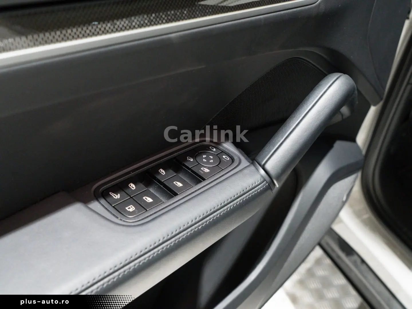 PORSCHE Cayenne Turbo E-Hybrid Coupé-PDCC-P DISPLAY-ACC-