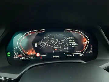 BMW X6 40xd MSPORT INDIVIDUAL 360 ACC HUD SKYLONUNGE