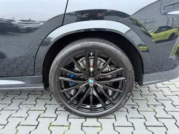 BMW X6 40xd MSPORT INDIVIDUAL 360 ACC HUD SKYLONUNGE
