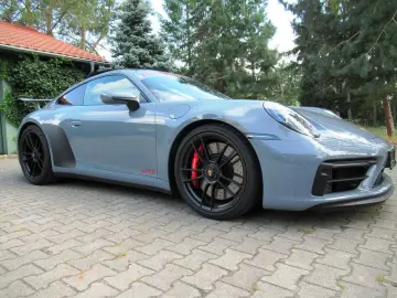 PORSCHE 911 Carrera GTS Coupe aerokit
