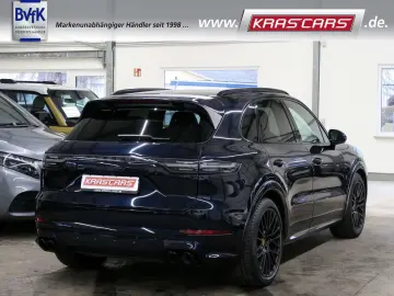 PORSCHE Cayenne GTS Matrix Pano AHK Luftfed. PDCC  360