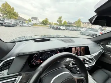 BMW X5 M50 INDIVIDUAL 3xTV 360 ACC HUD AHK LASER DAB