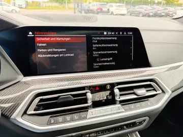 BMW X5 M50 INDIVIDUAL 3xTV 360 ACC HUD AHK LASER DAB