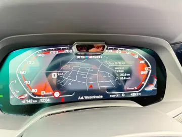 BMW X5 M50 INDIVIDUAL 3xTV 360 ACC HUD AHK LASER DAB